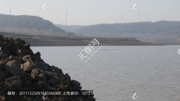 水庫,丘陵,風(fēng)電場(chǎng),湖泊