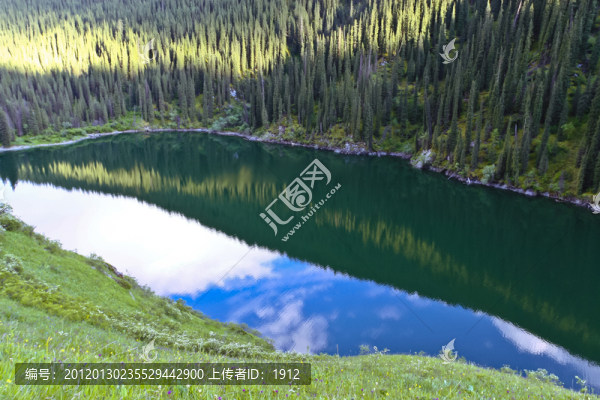 高山湖