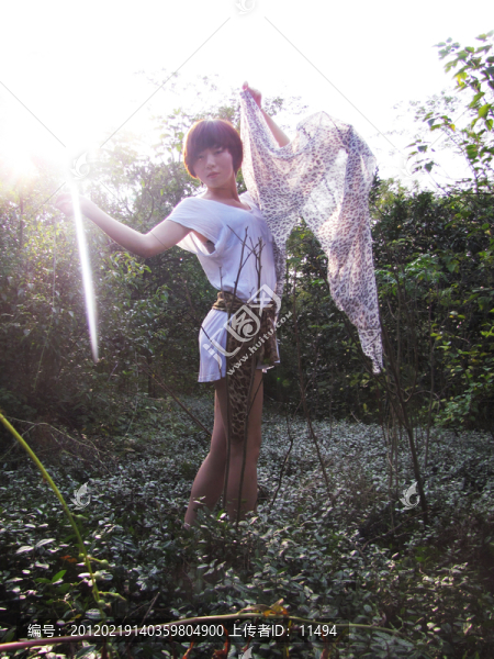 短發(fā)美女（非高清）