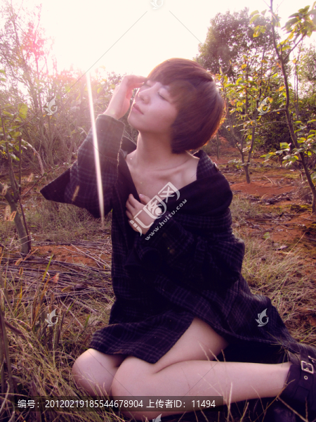 短發(fā)美女（非高清）