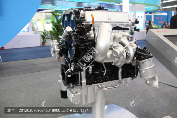 發(fā)動機模型