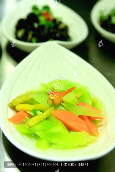 涼菜泡椒萵筍
