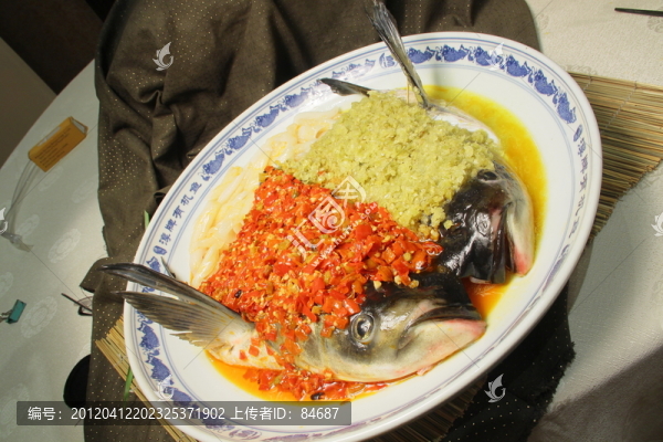 剁椒有機(jī)大魚頭