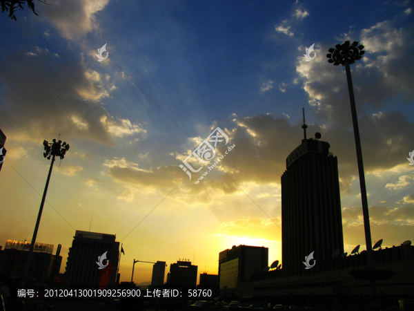 呼和浩特,暮色市區(qū)