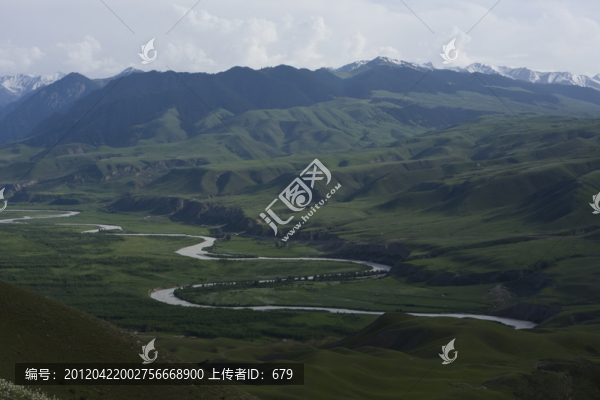 彎曲的小河