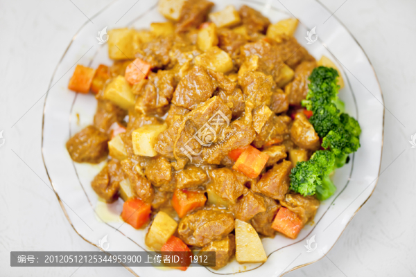 土豆?fàn)Z牛腩