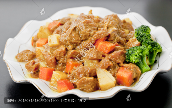 燴牛腩