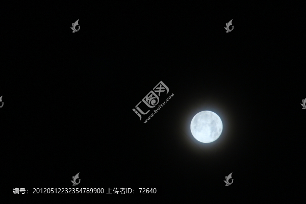 月亮