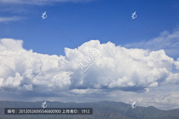 云,天空