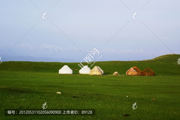 巴音布魯克的蒙古包