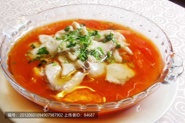 鮮茄煮魚(yú)片