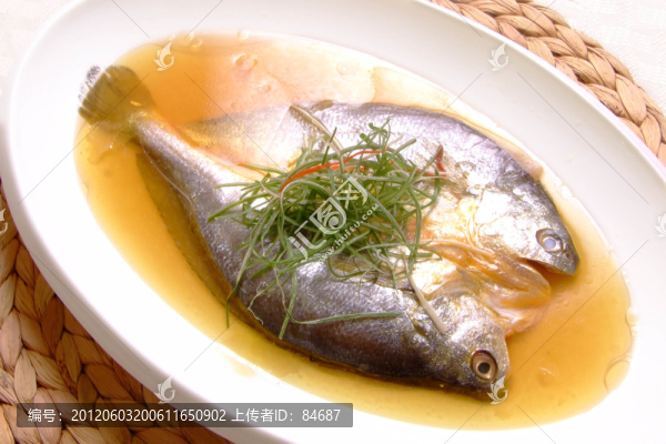 雞汁野生大黃魚