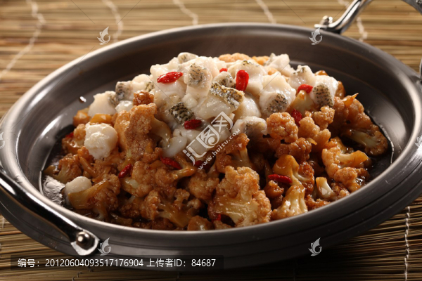 鮮花菜燒魚丁