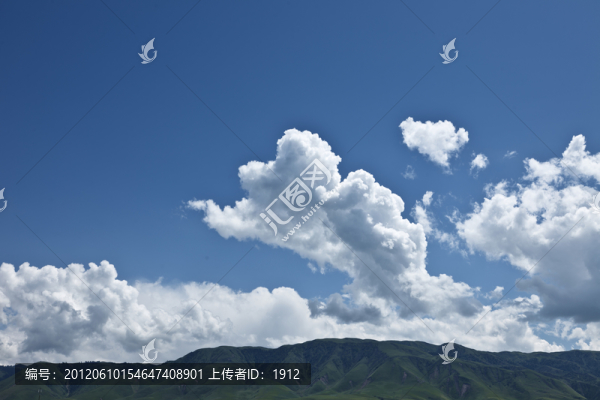 藍(lán)天白云
