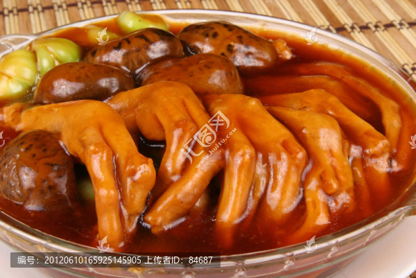 鮑汁花菇鵝掌