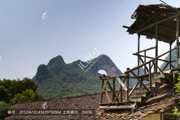 桂林陽朔,月亮山