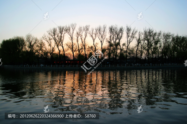 北京,夕陽籠罩什剎海