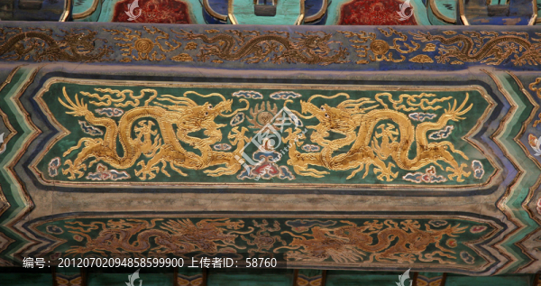太和門(mén),云朵和行龍圖案