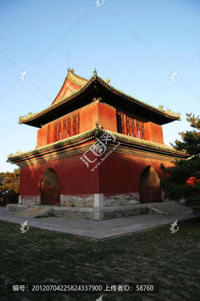 北京天壇齋宮,鐘樓