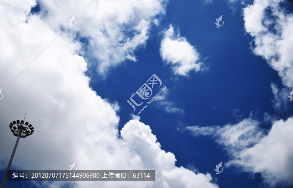 天空,陽(yáng)江的天空