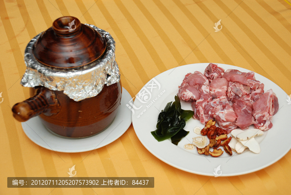 瓦罐煨湯,小排湯