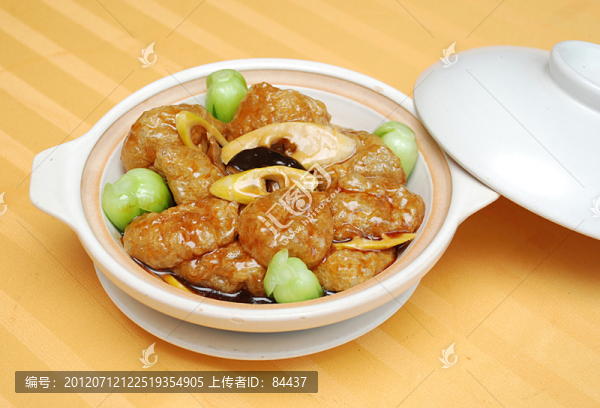 菌菇面筋煲