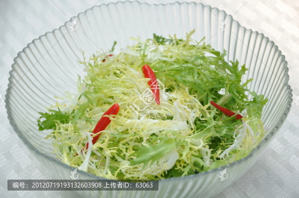 涼拌苦菊