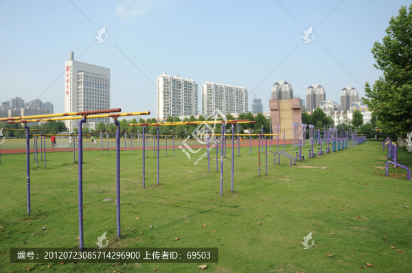合肥工業(yè)大學(xué)健身器材