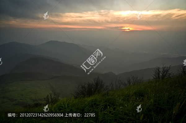 龍山晚霞