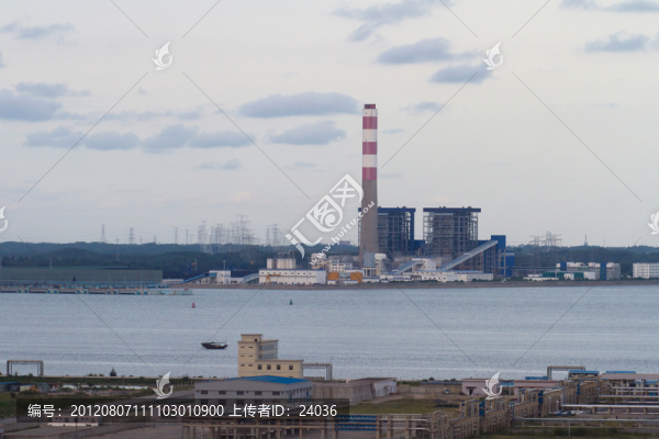 眺望防城港電廠