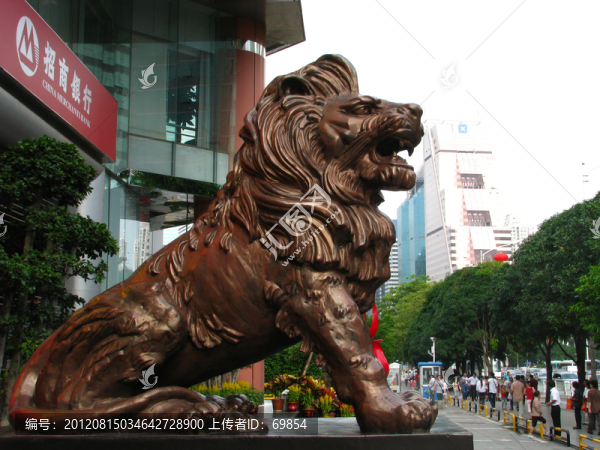 獅子雕塑