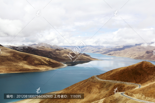 羊湖風(fēng)光