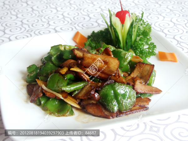 皺皮辣椒炒鹵肉