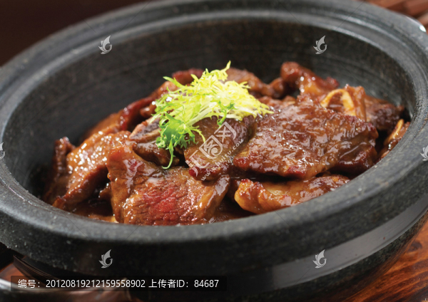 石鍋黑椒牛仔骨