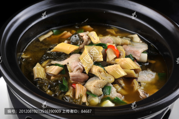 野山菜燉山筍