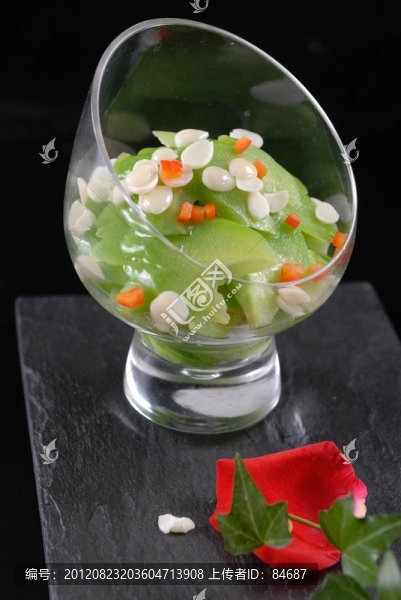 杏仁萵筍片