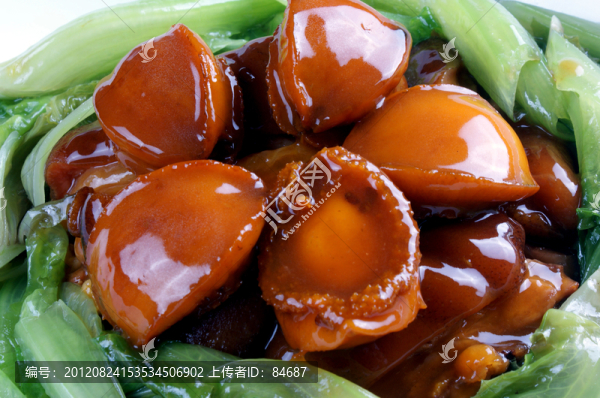 大連鮮鮑燜肘子