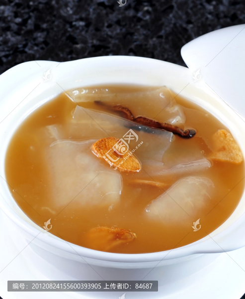 紅燒鯊魚皮