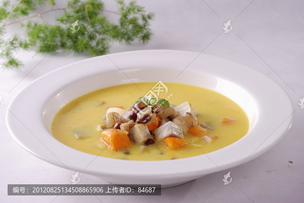金湯雜糧燴海參