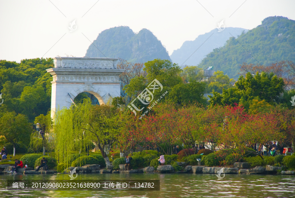桂林榕湖凱旋門