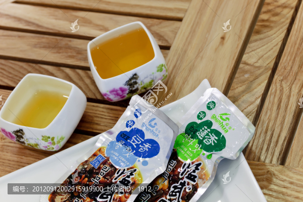 品茶