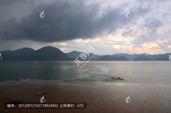太平湖雨