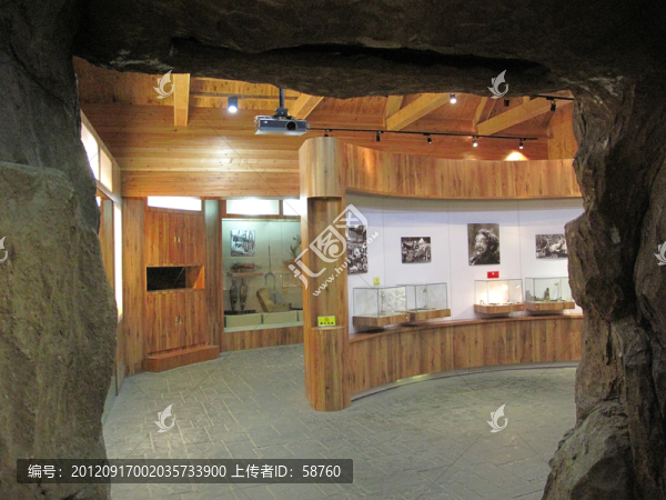 鄂溫克族馴鹿文化博物館