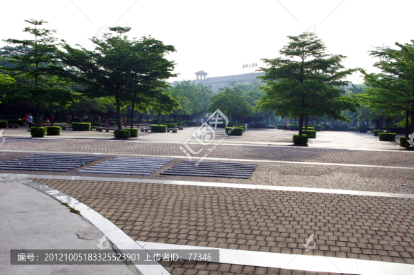東莞旗峰公園廣場(chǎng)