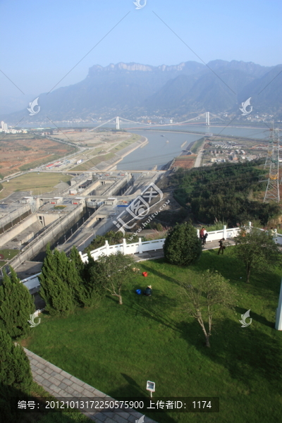 三峽