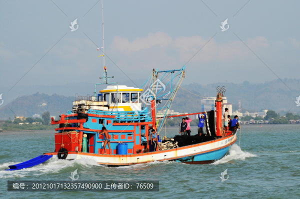 捕魚船