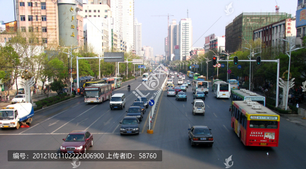 武漢,武珞路交通