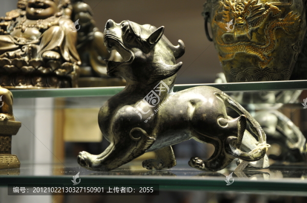 青銅獅子