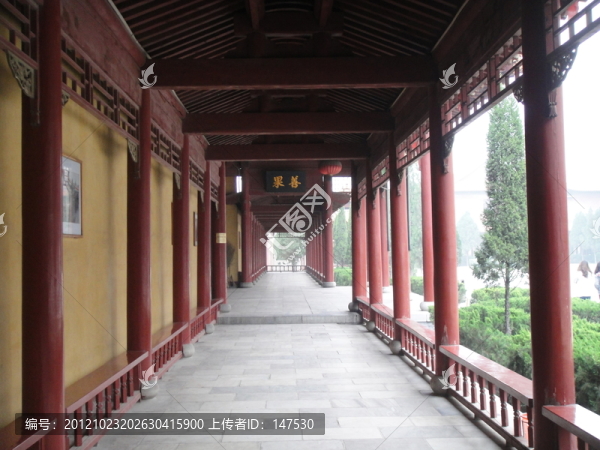 寺廟長廊