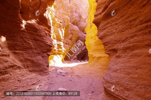 羅布泊地下峽谷